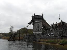 Le vaisseau fantôme est un poème écrit par le roumain alexandru macedonski publié par l'élan littéraire en 1885. Der Fliegende Hollander Ferienpark Efteling Bosrijk Kaatsheuvel Holidaycheck Nordbrabant Niederlande