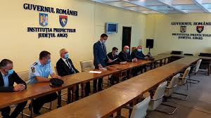 Potrivit biroului electoral judeţean, la ora 7.00 dimineaţa, toate cele 655 secţii de votare din localităţile bihorene erau funcţionale, fără ca preşedinţii, locţiitorii sau membrii birourilor. Fostul Prefect De Arges Care A Candidat La News Ro