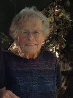 Elsie Cabral's Instagram, Twitter & Facebook