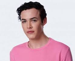 this is my claim to fame. Hey young lady. My niece Michelle is married to  Stefan Brogan. She is a comedian. Been married for years. THU THU6:10PM  6:10PM Aa ت டு Aa |