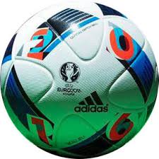 La semaine dernière nous avons pu voir le logo de l'euro 2016, coupe qui va se dérouler en france. Les Ballons Officiels Du Championnat D Europe