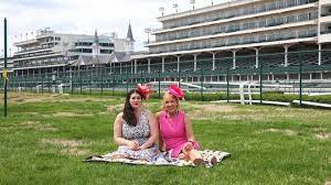 If you want to follow that angle here are your choices this year: What To Wear To Kentucky Derby 2021 Hats Dresses Fashion Ideas