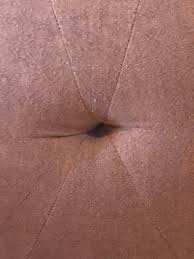 Chelsea Peretti on X: MY BELLYBUTTON ITCHES t.coALKIVVRT1w  X