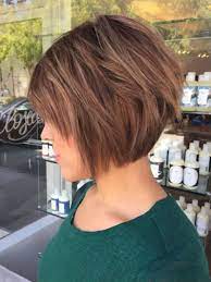 Un bel exemple de balayage blond. Carre Court Plongeant Degrade Cheveux Courts Carre Plongeant Cheveux Courts Carre Coupe Cheveux Carre Plongeant