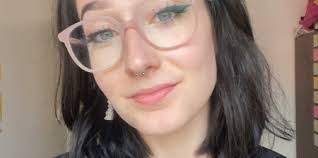 Bethany Hannah's Instagram, Twitter & Facebook