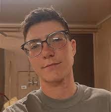 Cory Warnick's Instagram, Twitter & Facebook