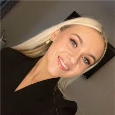 Molly Kavanagh's Instagram, Twitter & Facebook