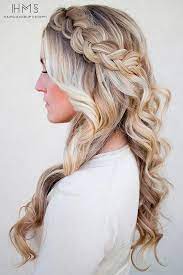 42 Super Cute Christmas Hairstyles For Long Hair Hair Styles Long Hair Styles Hairstyle