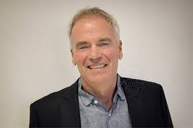 Bernard Vaudeville (1957), ingénieur et architecte français (agence Tess),  s'inscrit dans les lignées de Renzo Piano et Peter Rice (photo : 2019)