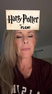 Heather Hillyer (@floramiadiora)