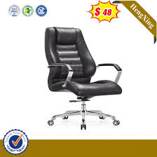 You can get this chair in three sizes: China Comfortable Big And Tall Wooden Swivel Desk Chair Leather Office Chairs China Office Chair Executive Chair