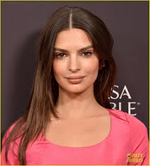 Aaron Paul & Emily Ratajkowski Attend 'Welcome Home' Premiere in West  Hollywood: Photo 4175897