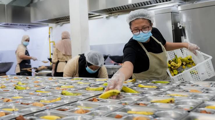 Efisiensi Anggaran MBG Diperkuat, Pemerintah Pastikan Belanja Tepat Sasaran