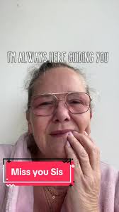 Sarah Valentine Official