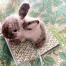 Knitted pets is designed to appeal to knitters of all abilities looking for a new project to get their needles into. 320 Knitted Pets And Other Animals Ideas In 2021 Knitting Knitted Toys Knitting Patterns