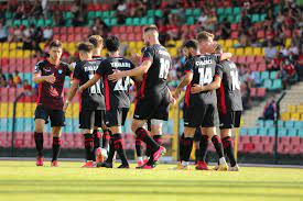 We would like to show you a description here but the site won't allow us. Viktoria Berlin Gegen Viktoria Koln Mit Saisonstart Im Jahn Sportpark Fc Viktoria 1889 Berlin