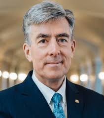 Distinguished Graduates