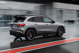 Mercedes Amg Gla 45 S Le Gla Lache Les Chevaux