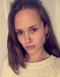 Eileen Voigt's Instagram, Twitter & Facebook