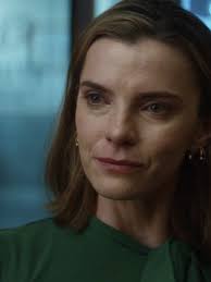 Lisa Taddeo’s bestselling book is about to be your new favorite show.  #ThreeWomen