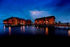 They even have rooms with 3 single beds! Hotel Bukit Merah Laketown Resort Ipoh Pangkor And Perak Hotelopia