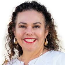 Nelly Ramirez's Instagram, Twitter & Facebook