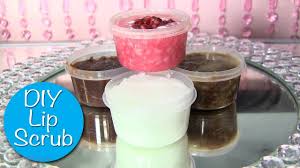Coconut and honey lip scrub. Diy Lip Scrub 4 Diy Lip Scrubs To Moisturize And Heal Dry Lips Youtube