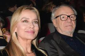 Gloria Guida e Johnny Dorelli: "Restare uniti è stato difficile, tra noi  l'ombra dei tradimenti"