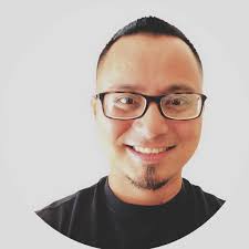 Aaron Ronquillo's Instagram, Twitter & Facebook