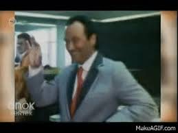 Korda györgy a reptér című klip forgatásán, a rendező galler andrás (jobbra) /fotó: Korda Gyorgy Repter On Make A Gif