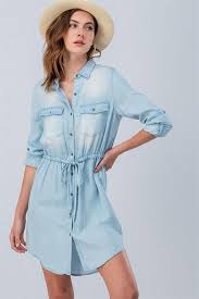 Chambray Tunic Dress For 39 From Hello Pink Join The Trend Of Light Denim Shirt Dresses Fashi Chambray Tunic Dress Denim Chambray Dress Belted Denim Dress