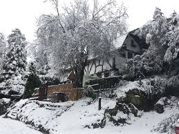 Nieve en la cumbrecita, un manto blanco hoy se pudo observar un paisaje nevado como hacía varios años no pasaba. Apart Del Bosque La Cumbrecita Alojamientos En La Cumbrecita Cordoba Valle De Calamuchita Listado Completo Cabanas Departamentos Hosterias Y Posadas Apart Hotel