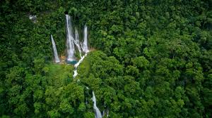 Papua New Guinea: The Last Frontier for Superyacht Expeditions | Seal  Superyachts