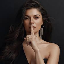 Kat Moran (@KatMoranOfficial) • Facebook