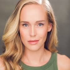 Nicole Carpenter's Instagram, Twitter & Facebook