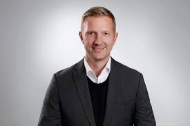 Konflikten mellem staten og lønmodtagerne er endnu engang blevet optrappet. Henrik Hoffmann Studievaert Tv2 Sport Tv 2 Danmark A S Linkedin