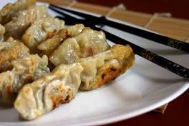 Gyoza Raviolis Japonais Faits Maison Recette Recettes De Cuisine Recette Cuisine Asiatique