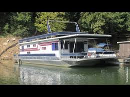 Each tiny houseboat cottage has it's own. 1988 Jamestowner 16 X 64 Houseboat For Sale On Lake Cumberland Ky Sold Youtube