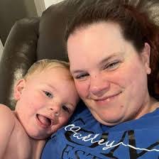 Melody Dudley's Instagram, Twitter & Facebook