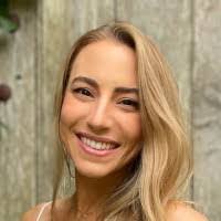 Katherine Evans's Instagram, Twitter & Facebook