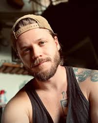 Austin R. Grant (@imaustingrant) • Instagram photos and videos