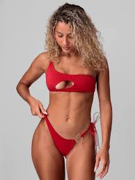 Vaea Brazier - Female Fashion Models - Bellazon