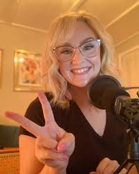 Author Lindsay Helm (@linds.helm) • Instagram photos and videos