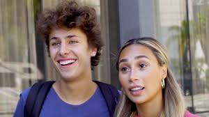 Fight of the living dead. When She Hasn T Eaten Juanpa Zurita Mylifeaseva Youtube