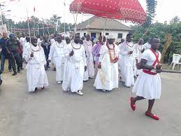 Ikenwoli, the 20th olu of warri, was reported to have but the palace denied his death, saying the monarch was indisposed and receiving medical care. Olu Of Warri Ayiri Emami Crosses Over To Ancestral Palace Across The River Photos 36ng
