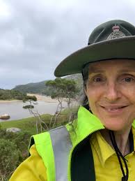 Weed Woman (@weedyk8)