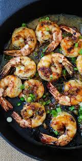 Black Pepper Shrimp Garlicky And Buttery Shrimp In A Savory Black Pepper Sauce An Easy Recipe That Takes Recettes De Cuisine Cuisine Et Boissons Nourriture