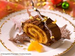 Recette Buche Aux Clementines Et Au Chocolat Ingredients 4 Personnes 700 G De Clementines 150 G De Chocolat Noir 75 G Recette Buche Recette Dessert Noel