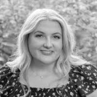 Emma Stickney's Instagram, Twitter & Facebook