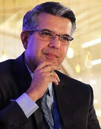 Chi è stato: The Raha Series: 1: Amazon.co.uk: Azar, Alborz: 9781952274077:  Books